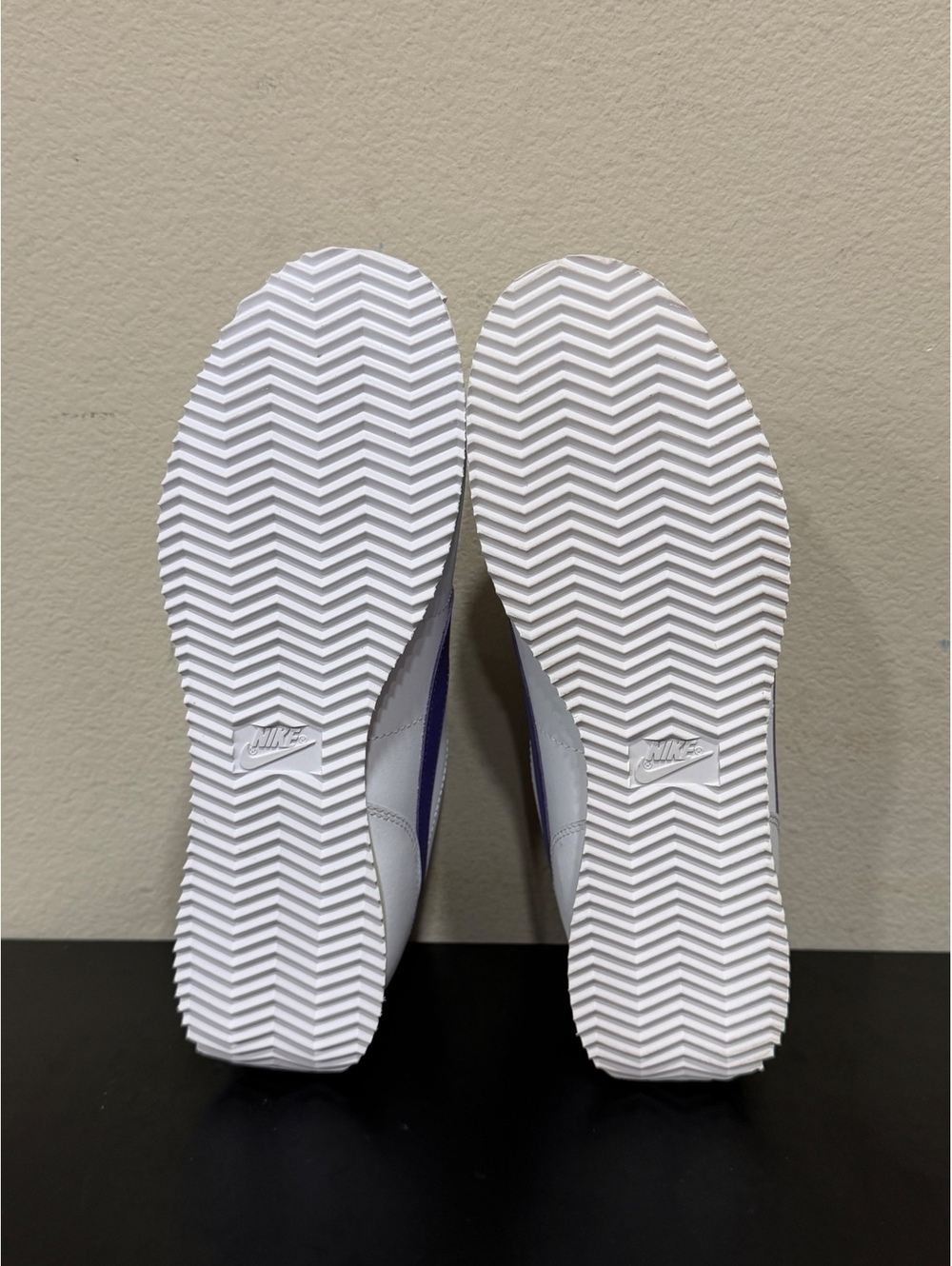 Size 9 - Nike Cortez “Lakers” - Picture 4 of 6